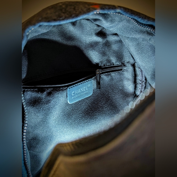 Chanel Graffiti Backpack Spring/Summer 2014 Collection (Vintage) - Picture 4 of 4